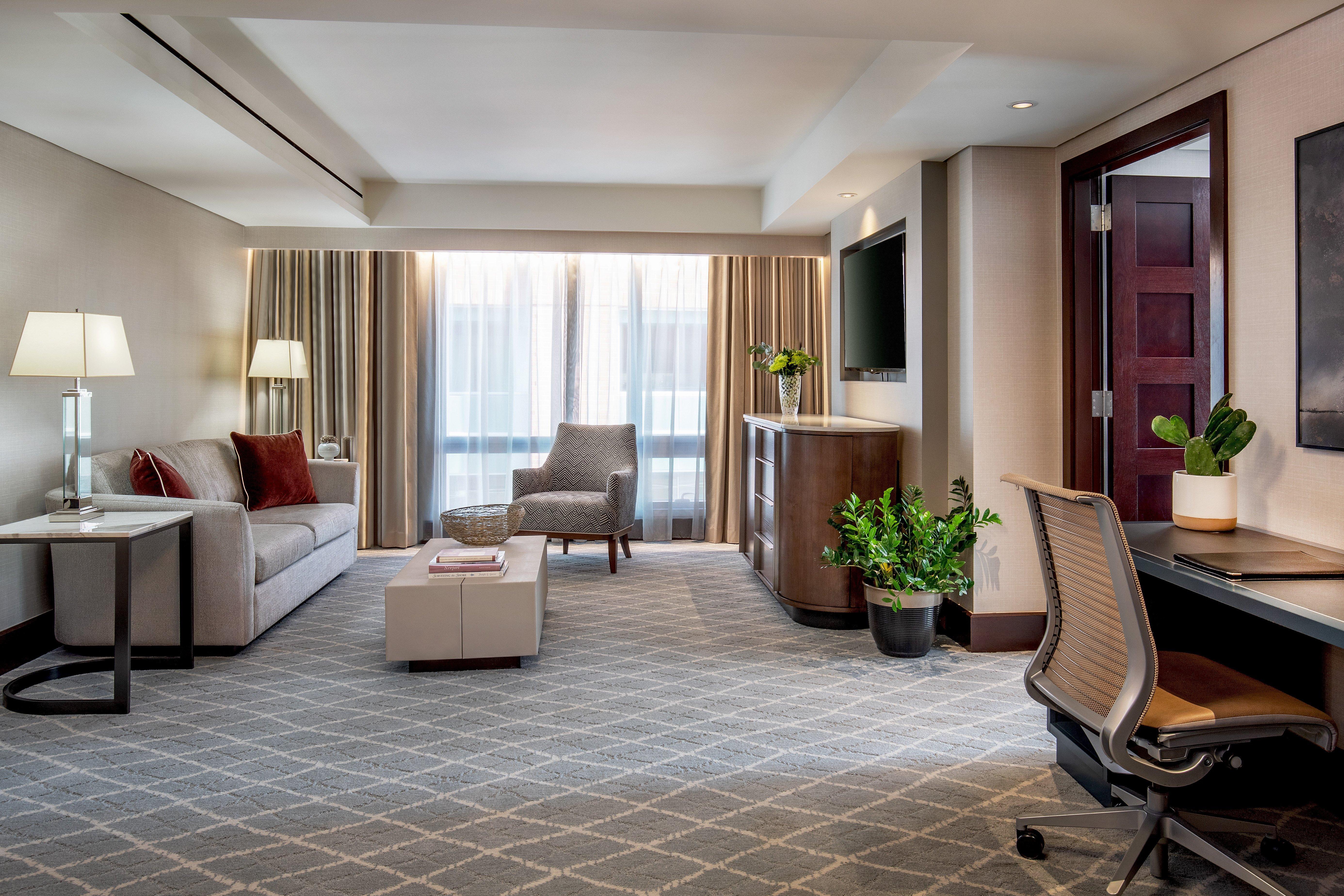 Intercontinental Boston By Ihg Hotel Kültér fotó A suite at the Conrad Hong Kong