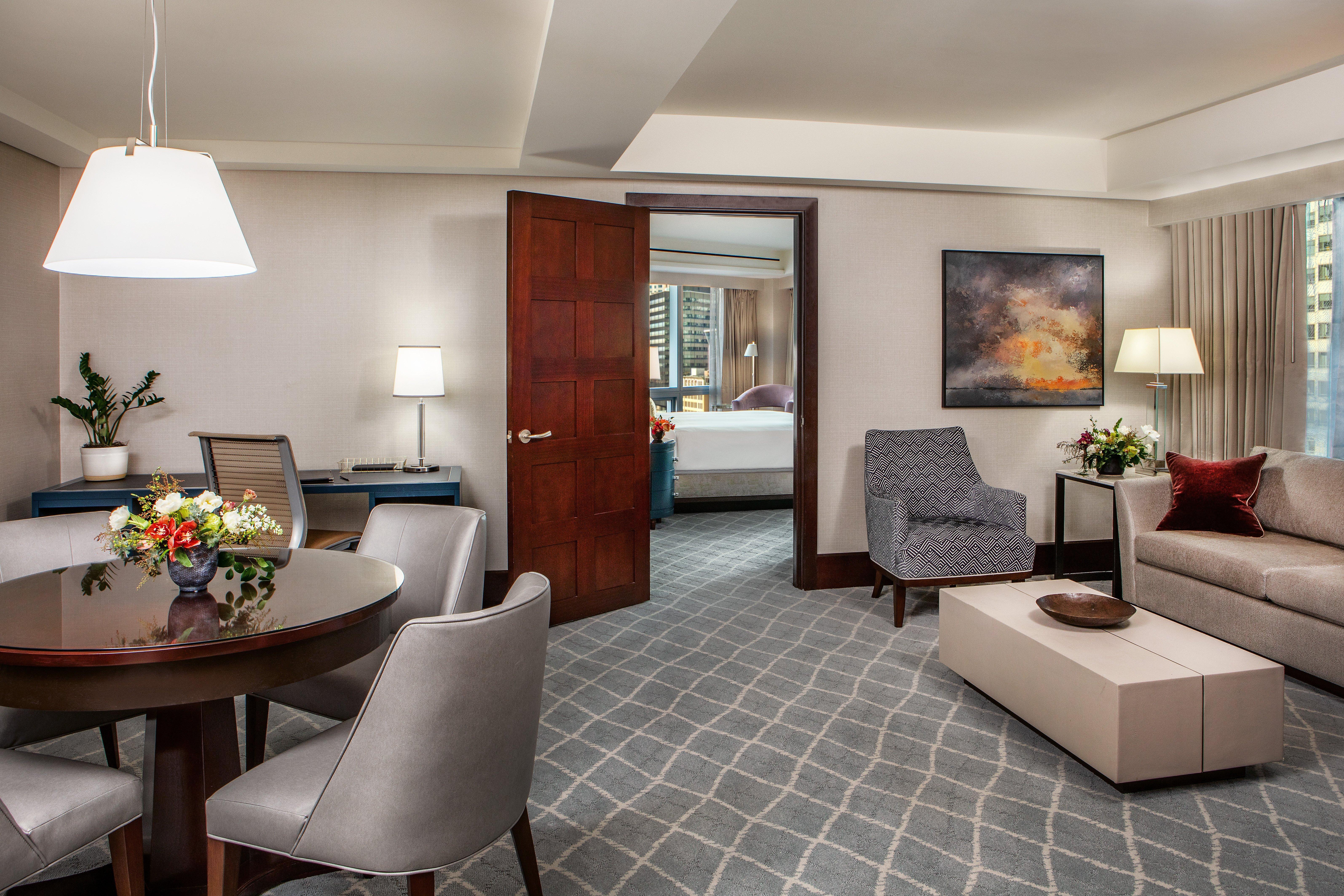 Intercontinental Boston By Ihg Hotel Kültér fotó A suite at The Westin